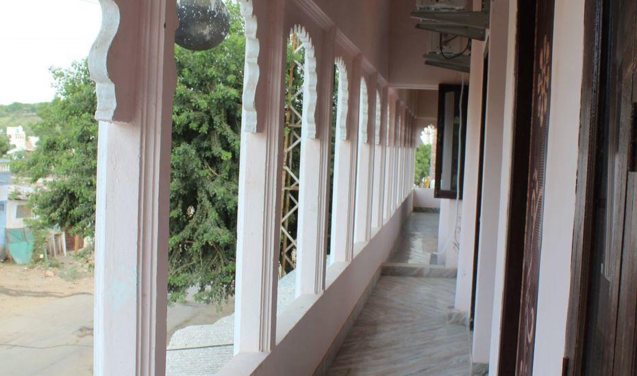 Choudhary Guest House ウダイプル エクステリア 写真